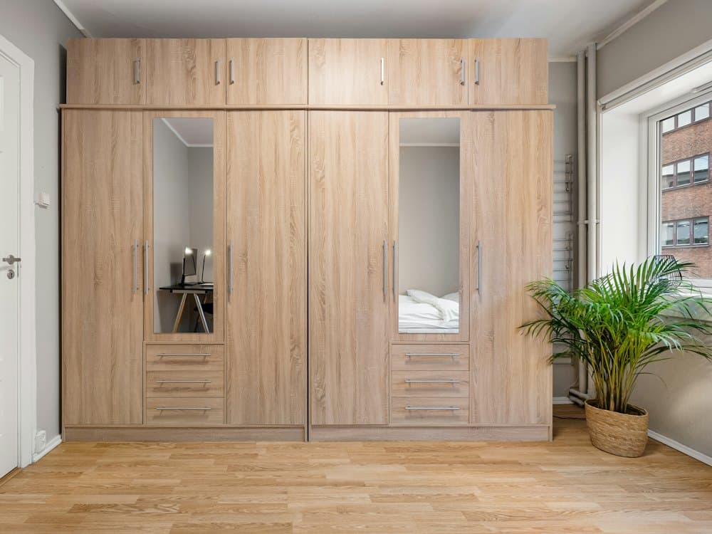 Sheesham Three Door Wardrobe
